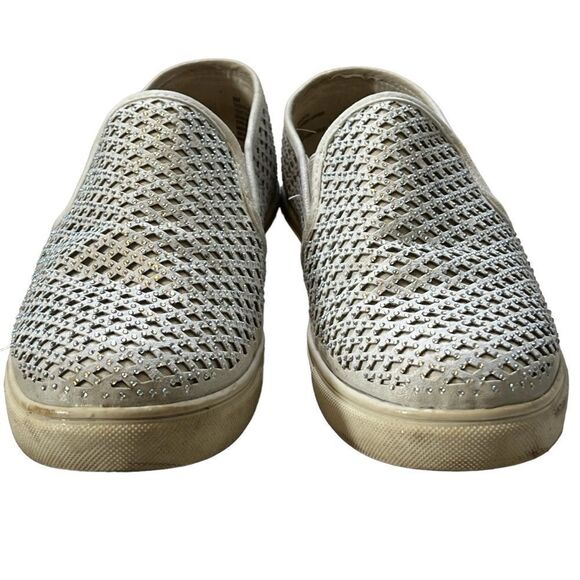 Material Girl white loafer Fashion Sneaker Slip On Rhinestone Ladies sz 8 - Picture 3 of 12